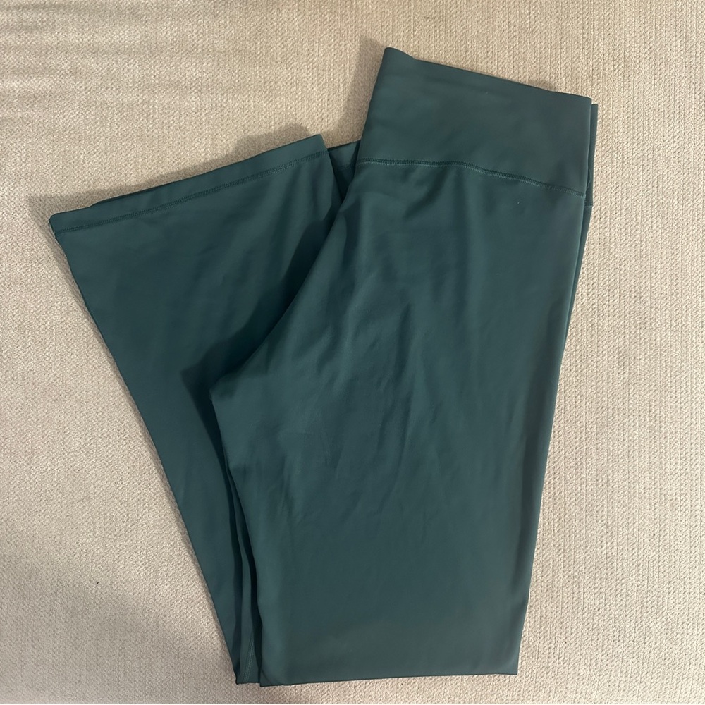 Relay flare leggings